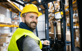 4 Benefits of a Forklift Certification When Looking for a Job